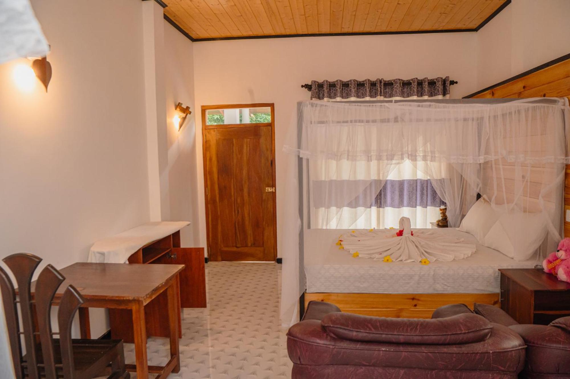 Rekawa Turtle Gate Hotel Tangalle Værelse billede